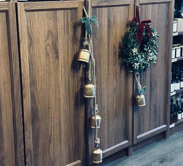 4 Bell Garland
